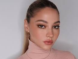 Soft Glam Makeup
